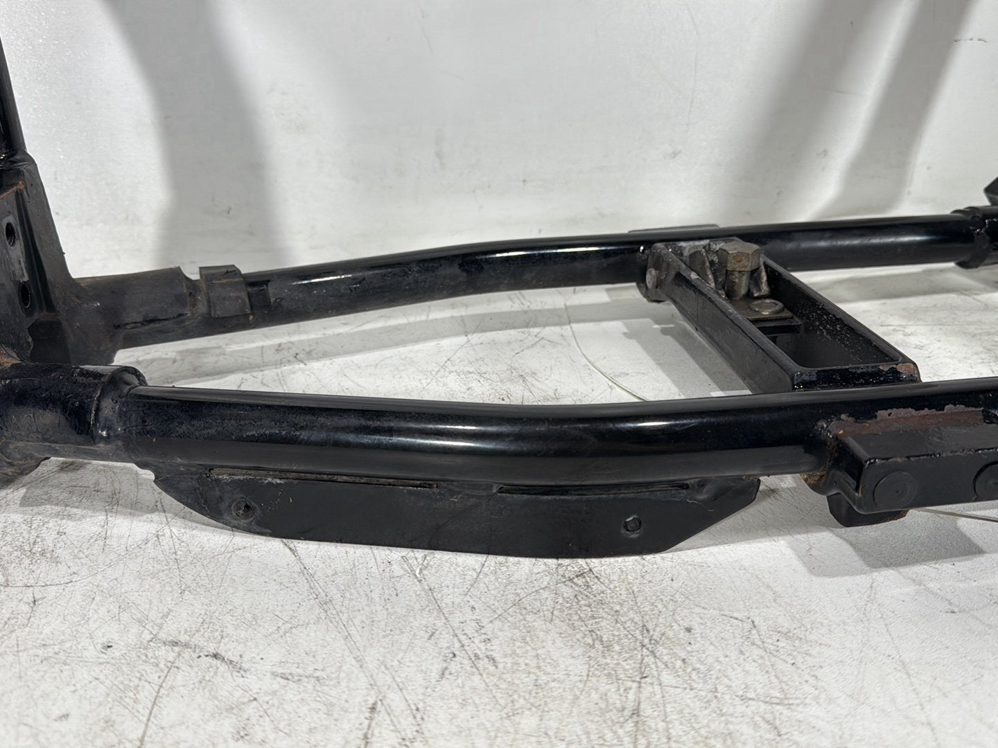 2006 Harley Dyna Super Glide Custom FXDCI OEM Body Main Frame Chassis SLVG