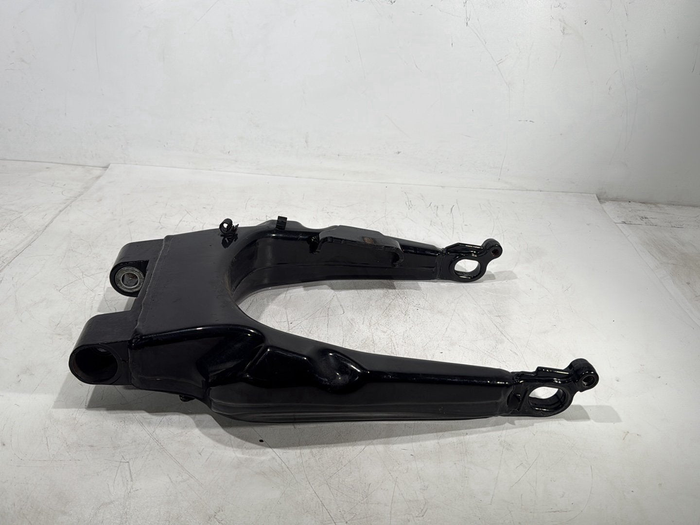 2015 Harley Road Glide Touring FLTRXS OEM Rear Fork Swingarm Swing Arm