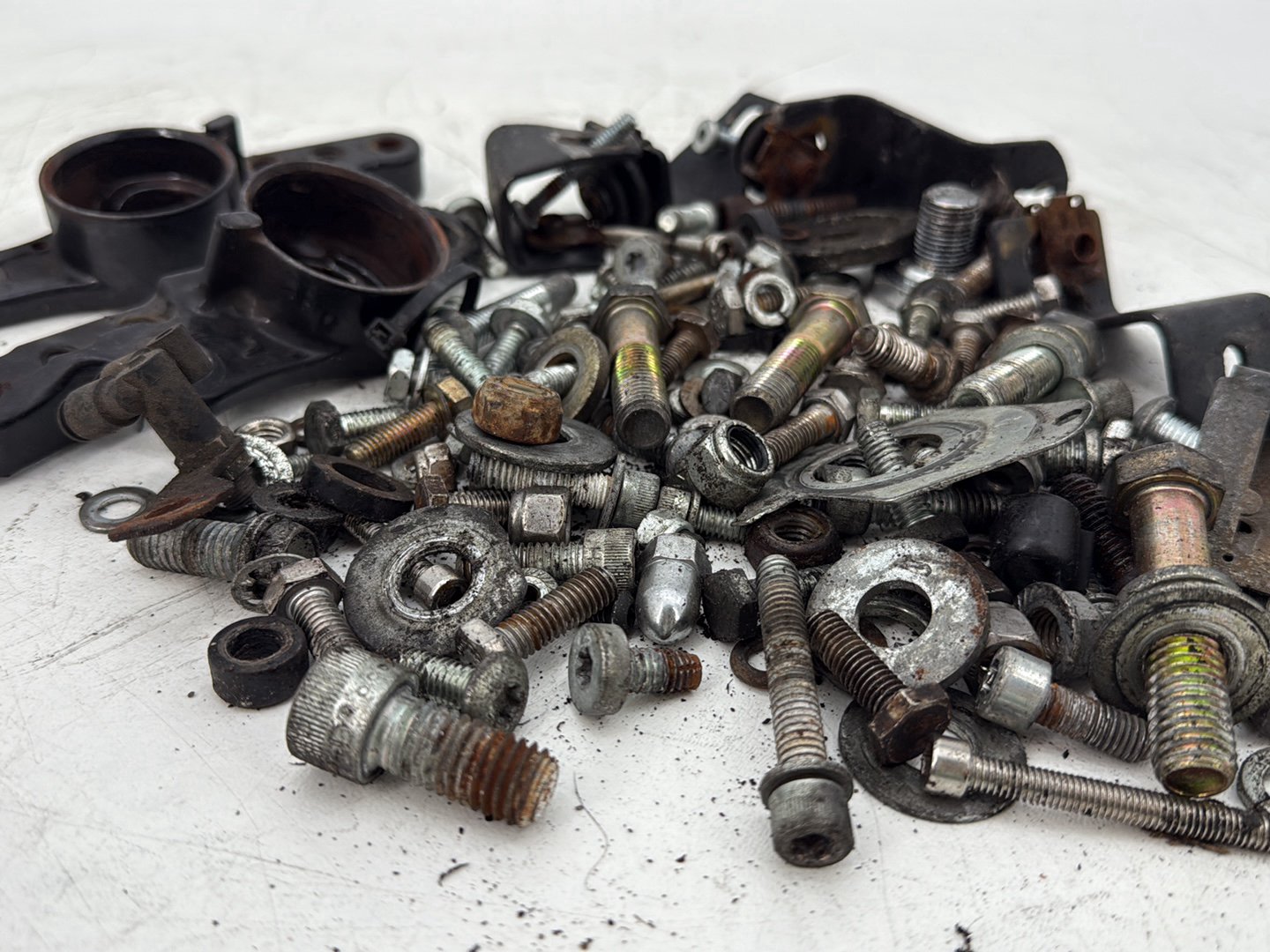 2008 Harley Electra Glide Touring Ultra FLHTCUI OEM Hardware Bolts Nuts & Brackets