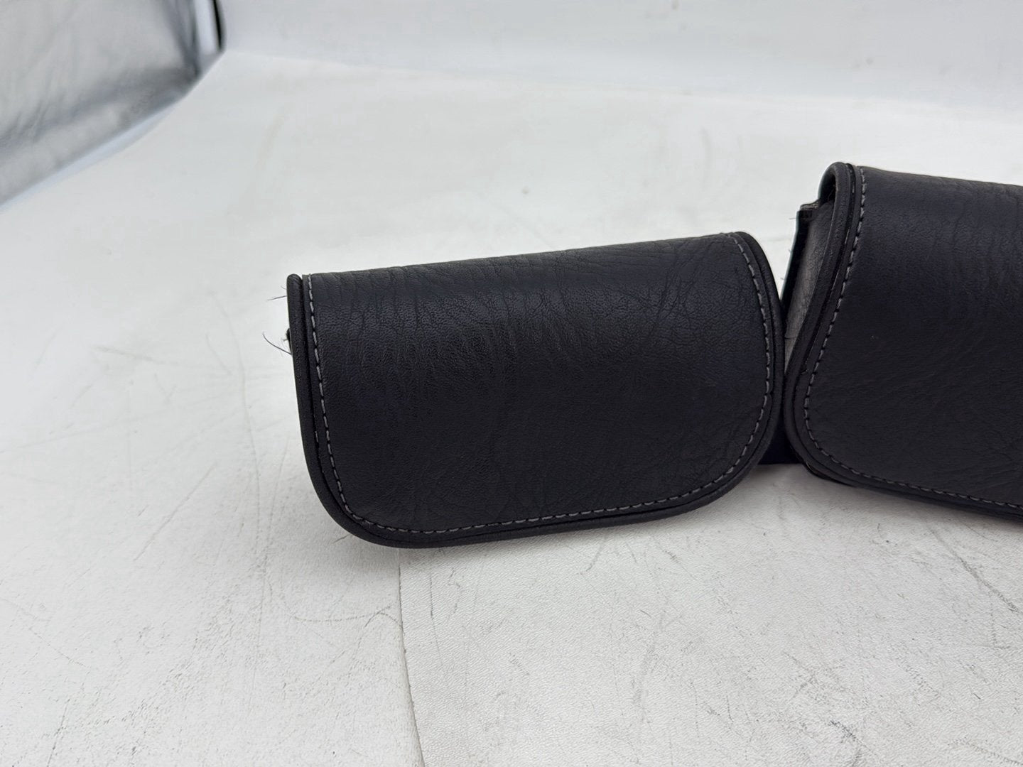 1999 - 2006 Harley-Davidson Touring Electra Glide Ultra Front Onboard Tool Bag Leather Storage 58900-98B