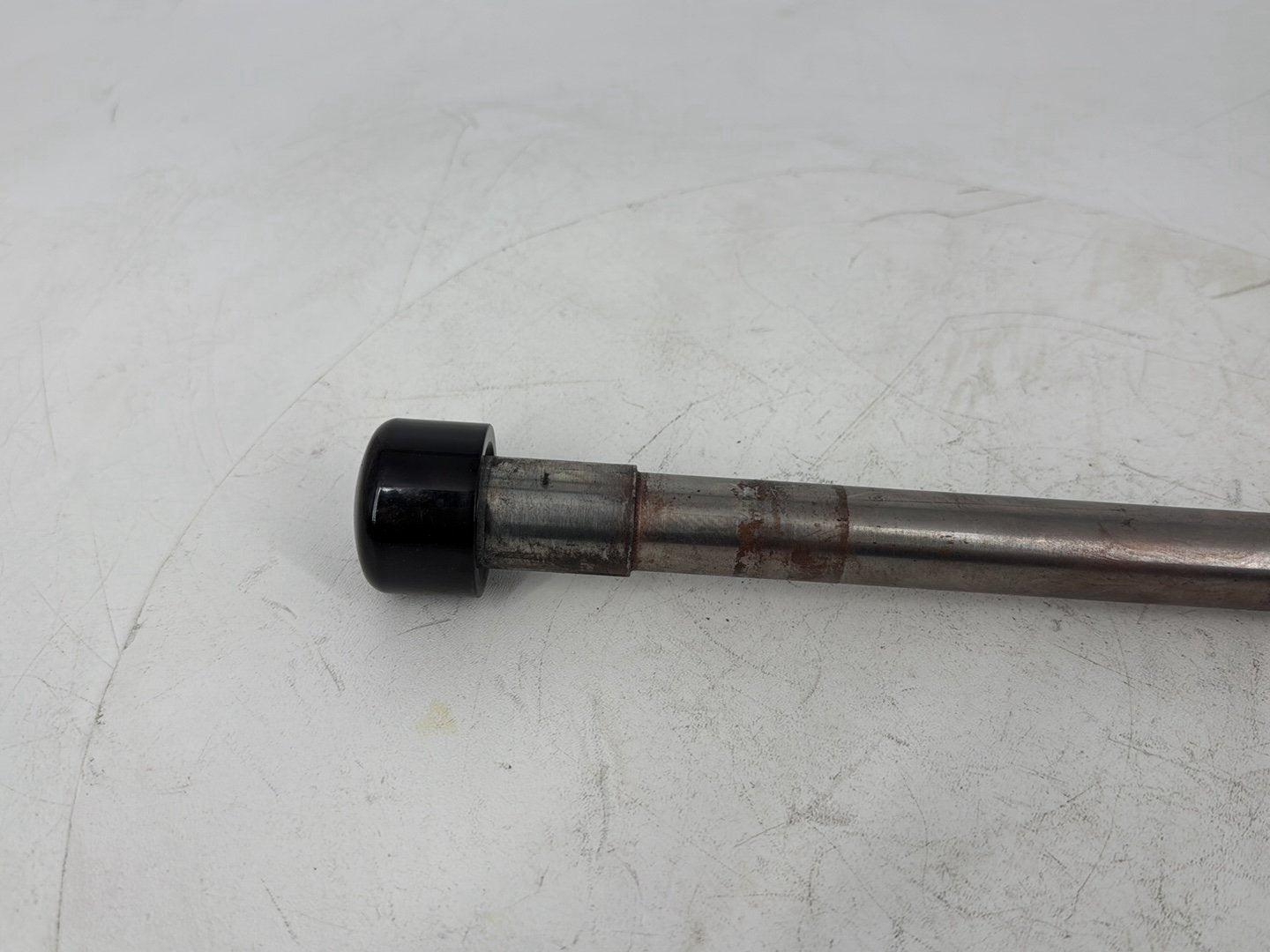 2008 - 2016 Harley-Davidson Touring Street Glide Front Wheel Axle Bolt Shaft 41547-07A