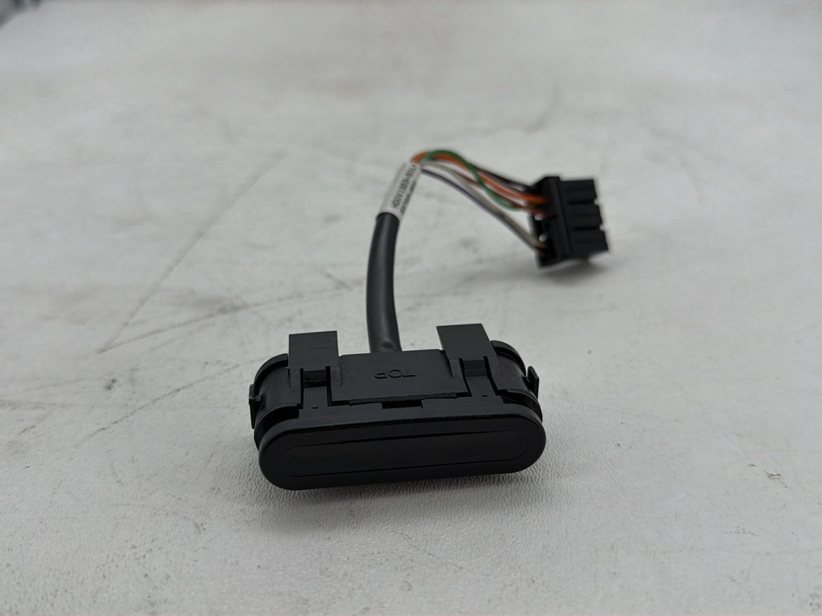 2011 Harley Electra Glide Touring Ultra OEM Dash Indicator Lamp Wire Plug 68789-96A