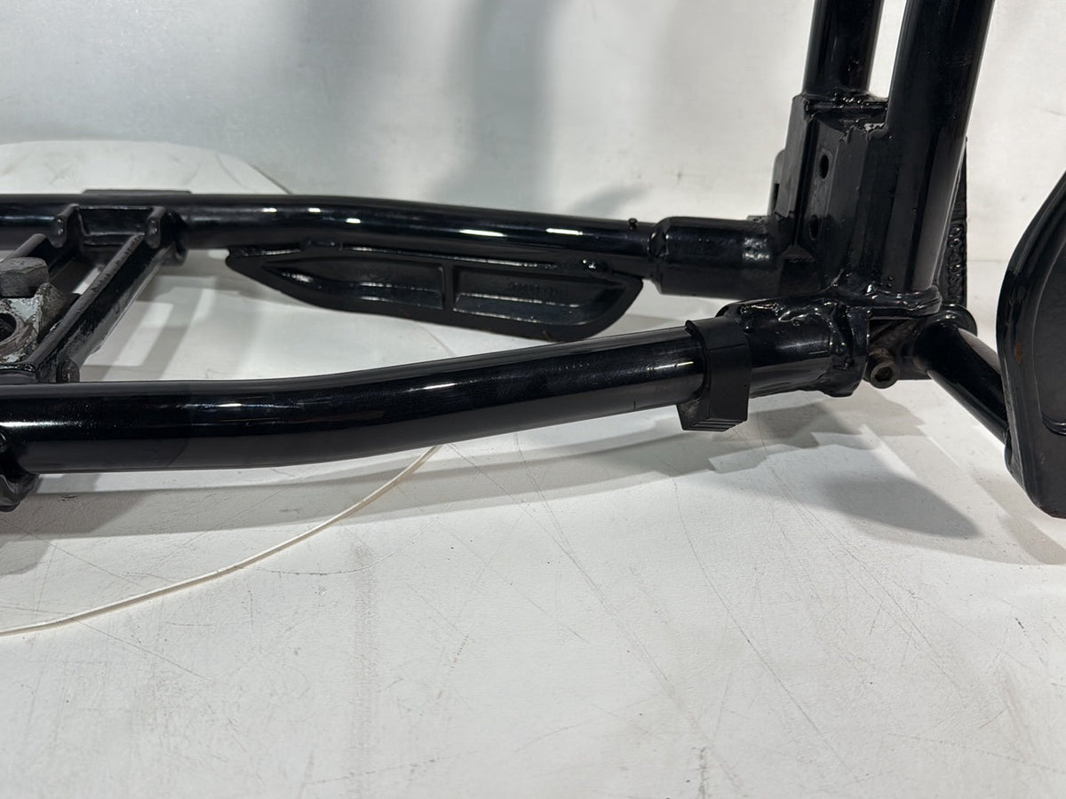 2005 Harley Dyna FXDWG Wide Glide OEM Body Main Frame Chassis 32 degree CLN CLR