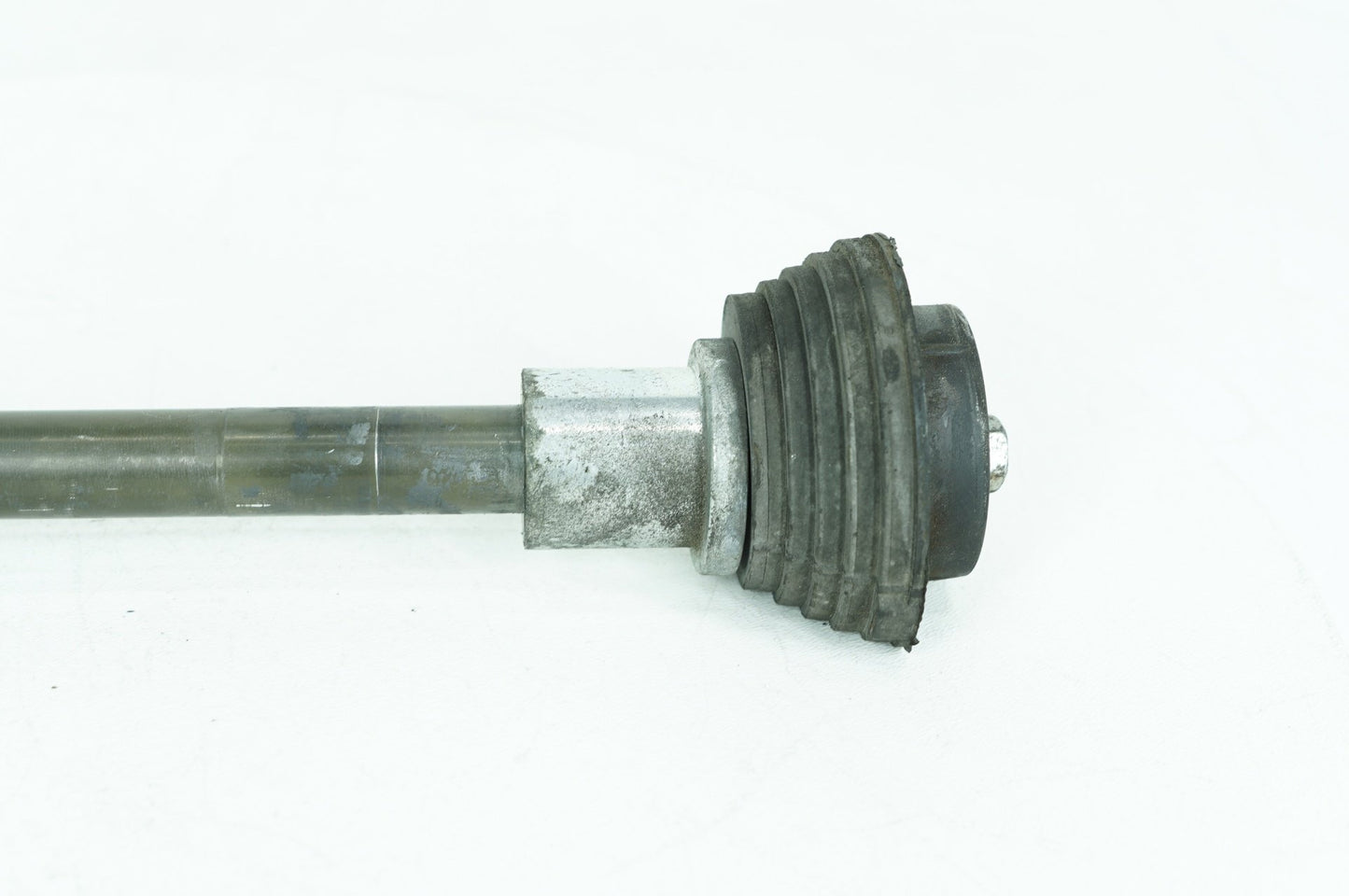 2008 - 2016 Harley-Davidson Touring Road Glide Custom Rear Fork Swingarm Pivot Bolt Shaft 47540-11