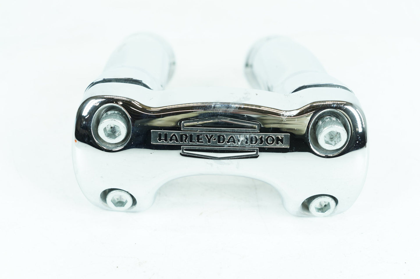 1999 - 2006 Harley-Davidson Softail Deluxe Front Handlebar Riser Top Clamp Chrome 55903-05