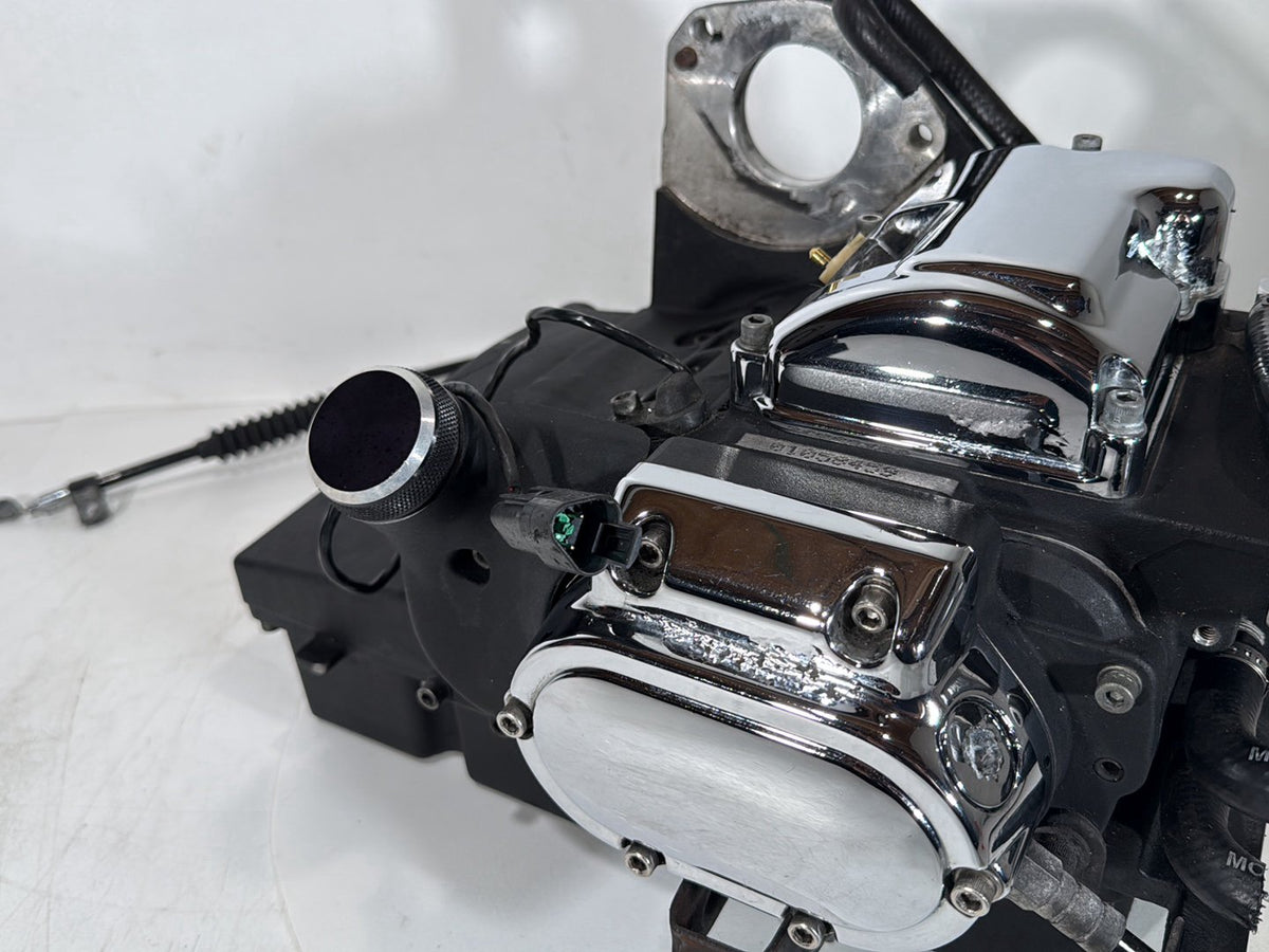 01 Harley Touring Road King Police 5 Speed Transmission Gearbox 78K * CRACKED *