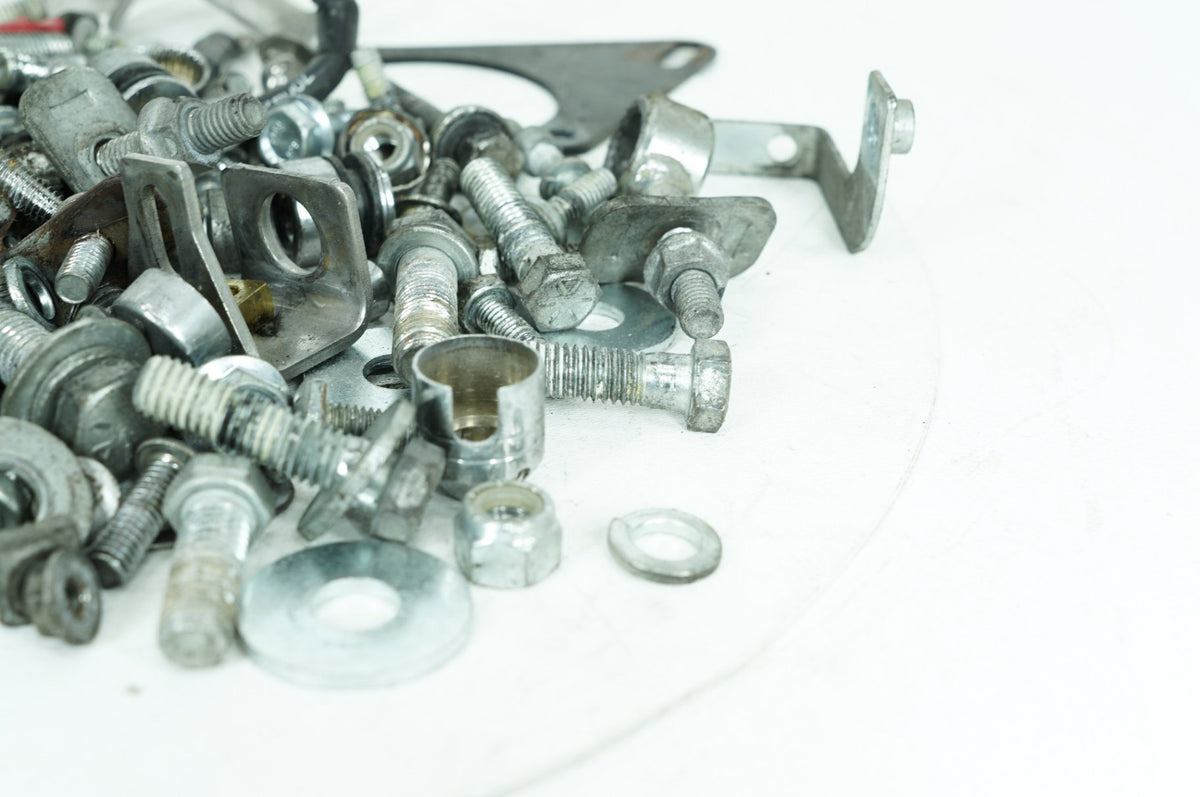 2000 Harley-Davidson Touring FLHRCI - Hardware Bolts Nuts & Brackets