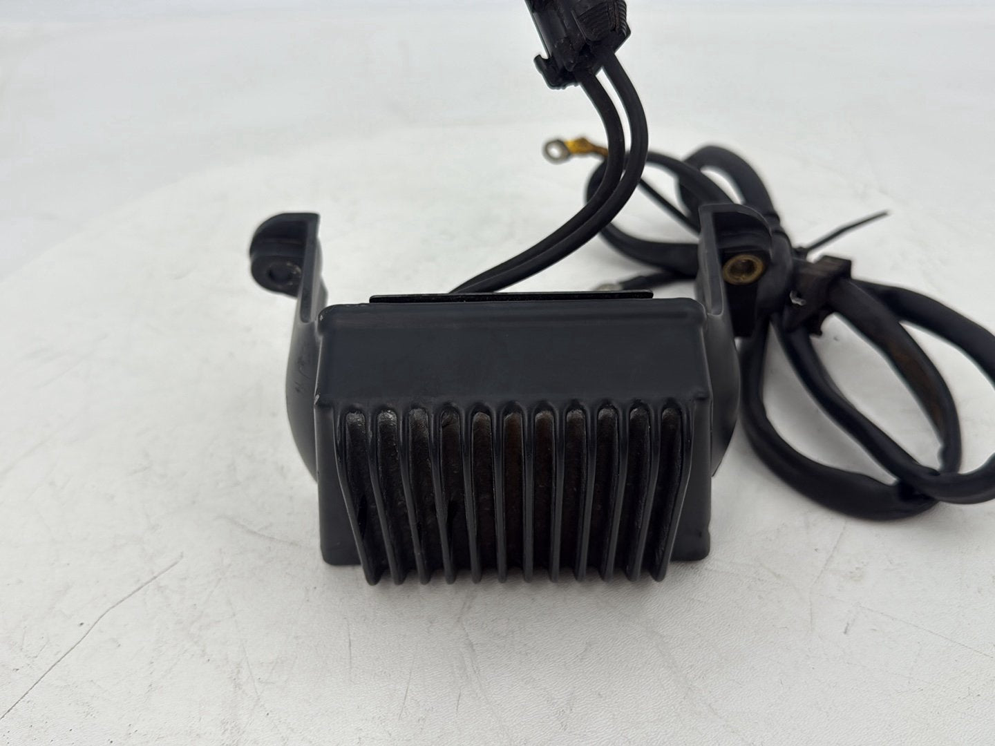 1999 - 2006 Harley-Davidson Touring Electra Glide Voltage Regulator Rectifier  74505-02