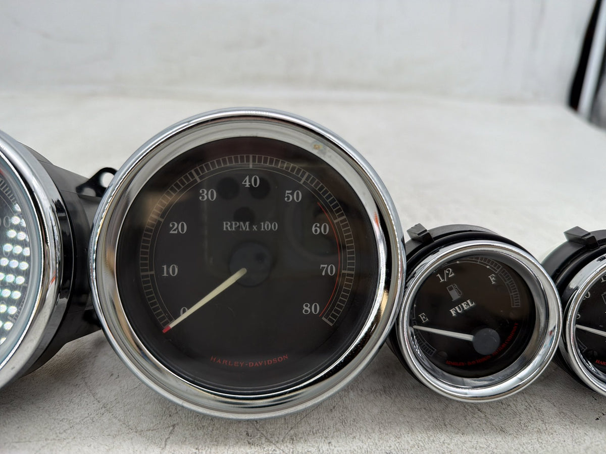 04 Harley Electra Glide Touring Ultra OEM Air Oil Volt Fuel Tacho Speedo Gauges