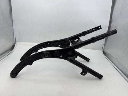 11 Harley Road King Touring Classic OEM Rear Back Sub Frame Rail Bar 48079-09BHP