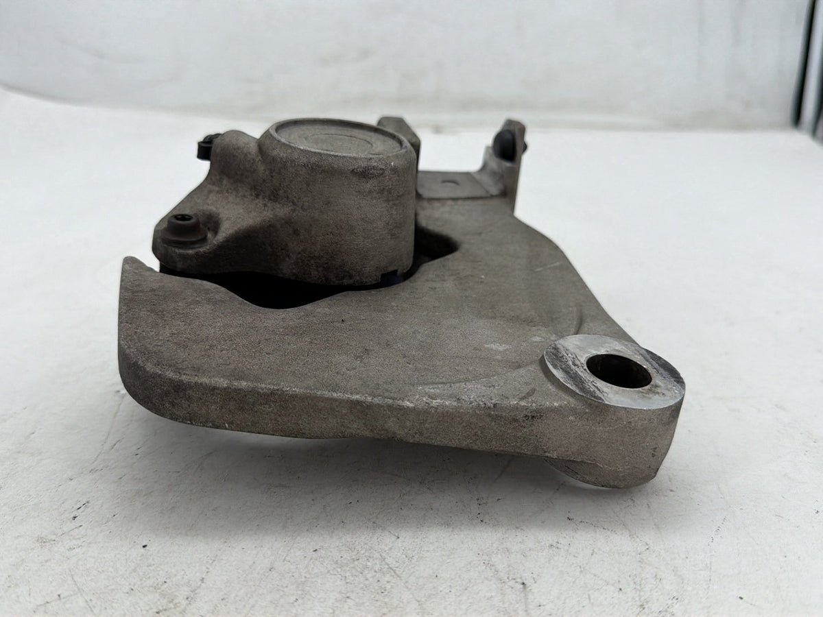 1992 Harley Electra Glide Touring Classic OEM Rear Back Brake Caliper w/ Bracket