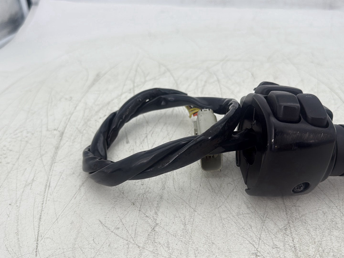 2011 Harley Street Glide Touring FLHX OEM Left Turn Signal Headlight Switches Controls