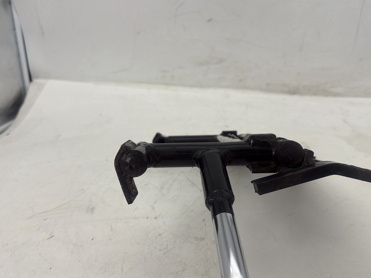 2005 Harley Road Glide Touring FLTRI OEM Left Side Jiffy Kick Stand