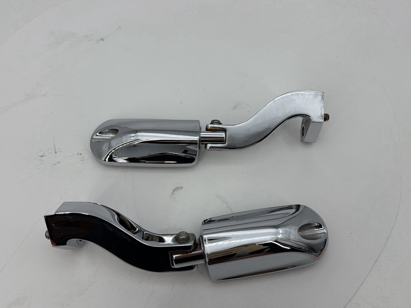 2007 - 2011 Harley-Davidson Touring Street Glide Passenger Left & Right Foot Pegs 50345-04