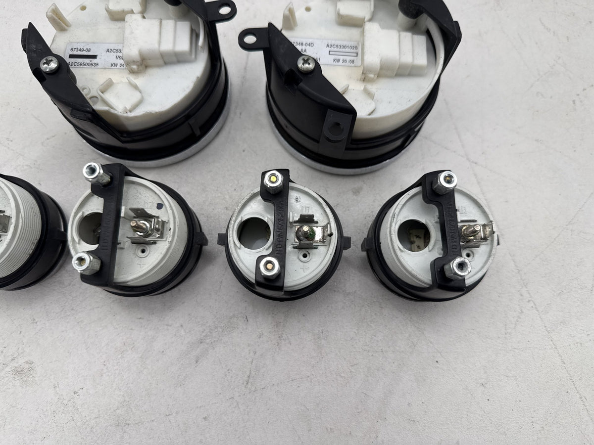 09 Harley Electra Glide Touring Ultra OEM Air Oil Volt Fuel Tacho Speedo Gauges