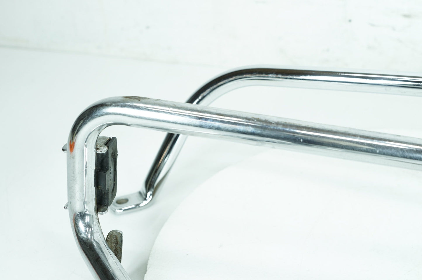 2008 - 2016 Harley-Davidson Touring Road Glide Custom Rear Right Saddlebag Guard Rails Bar 49206-09A