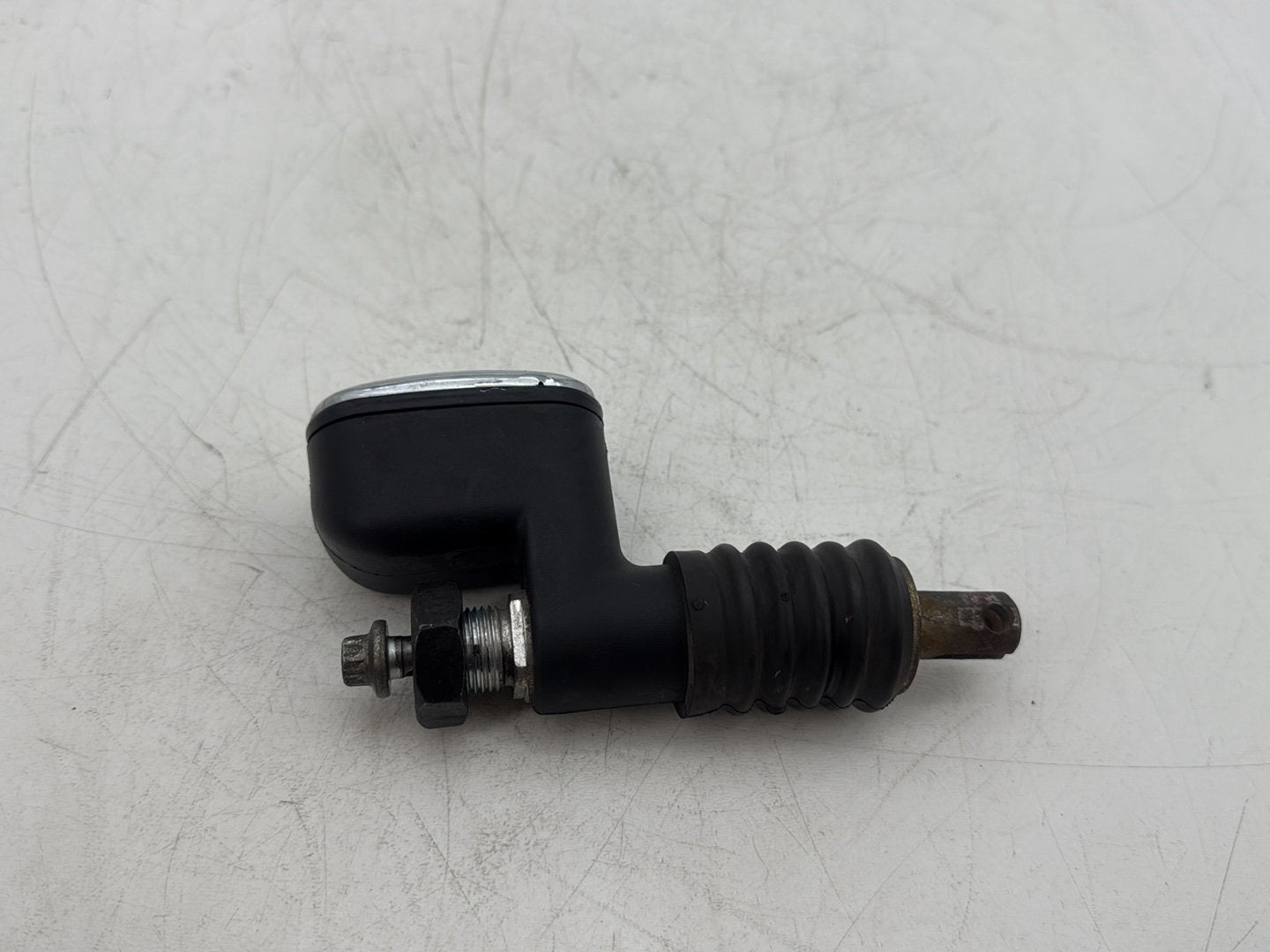 2007 Harley Touring FLHTCU Electra Glide Ultra OEM Rear Brake Master Cylinder Reservoir