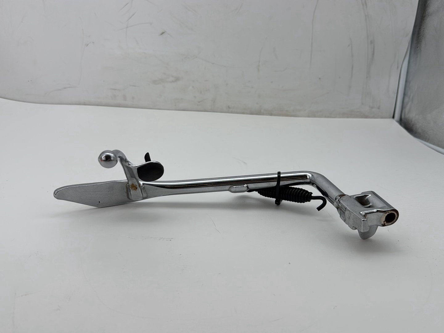 2008 Harley Softail Deluxe FLSTN OEM Left Side Jiffy Kick Stand & Spring