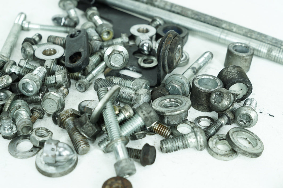 2001 Harley-Davidson Softail FXSTD - Hardware Bolts Nuts & Brackets