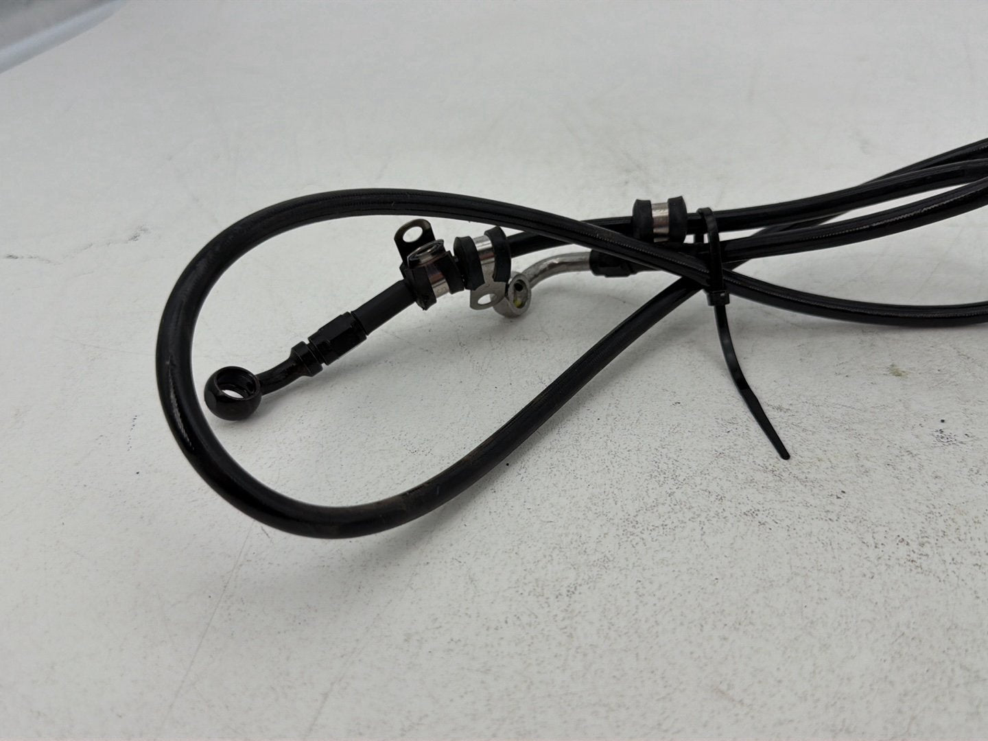 1986 - 1998 Harley-Davidson Softail Heritage Classic Front Brake Hose Line Pipe 42305-96