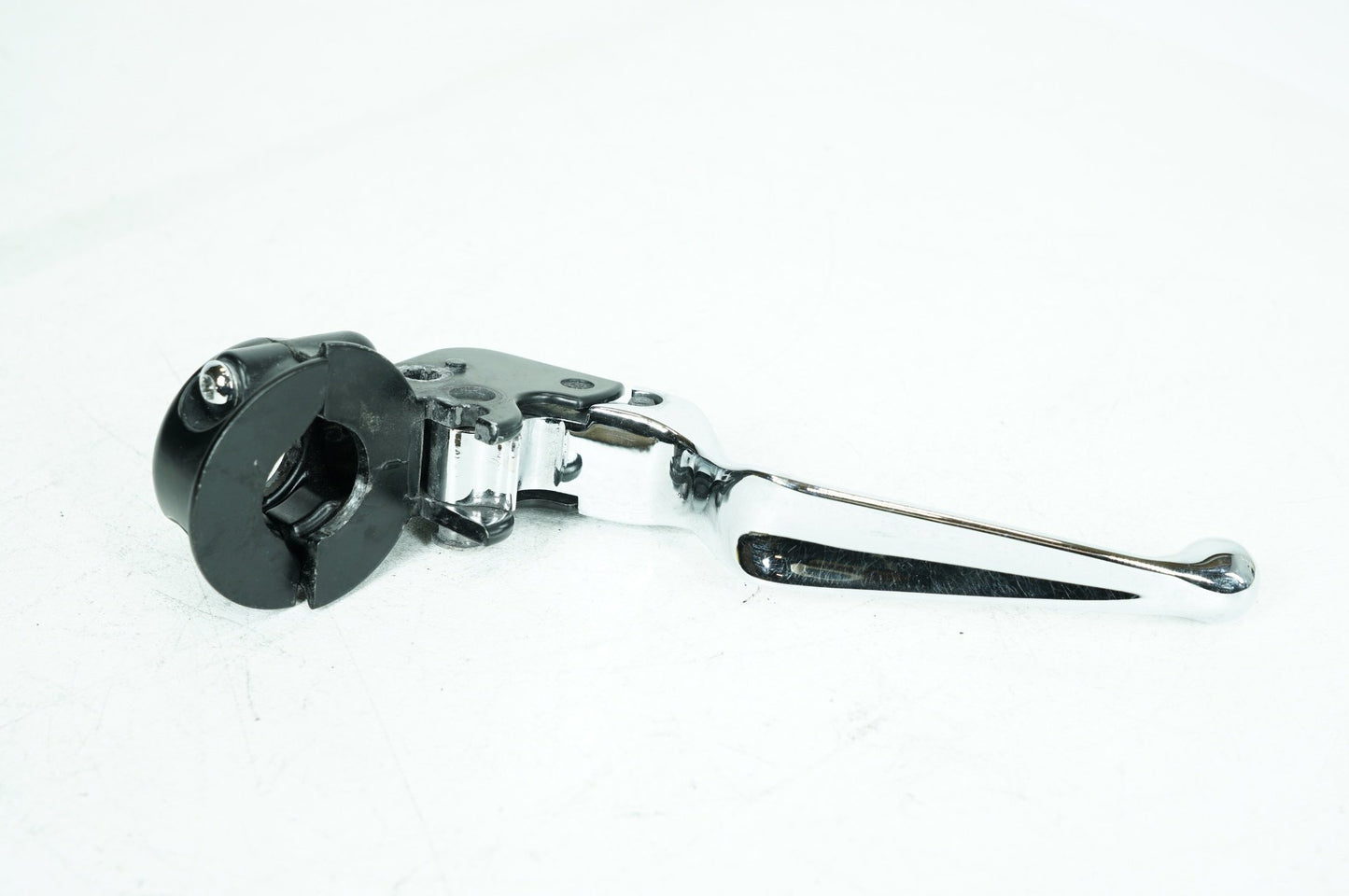 2007 - 2011 Harley-Davidson Touring Road Glide Front Left Hand Clutch Control Lever 45015-96