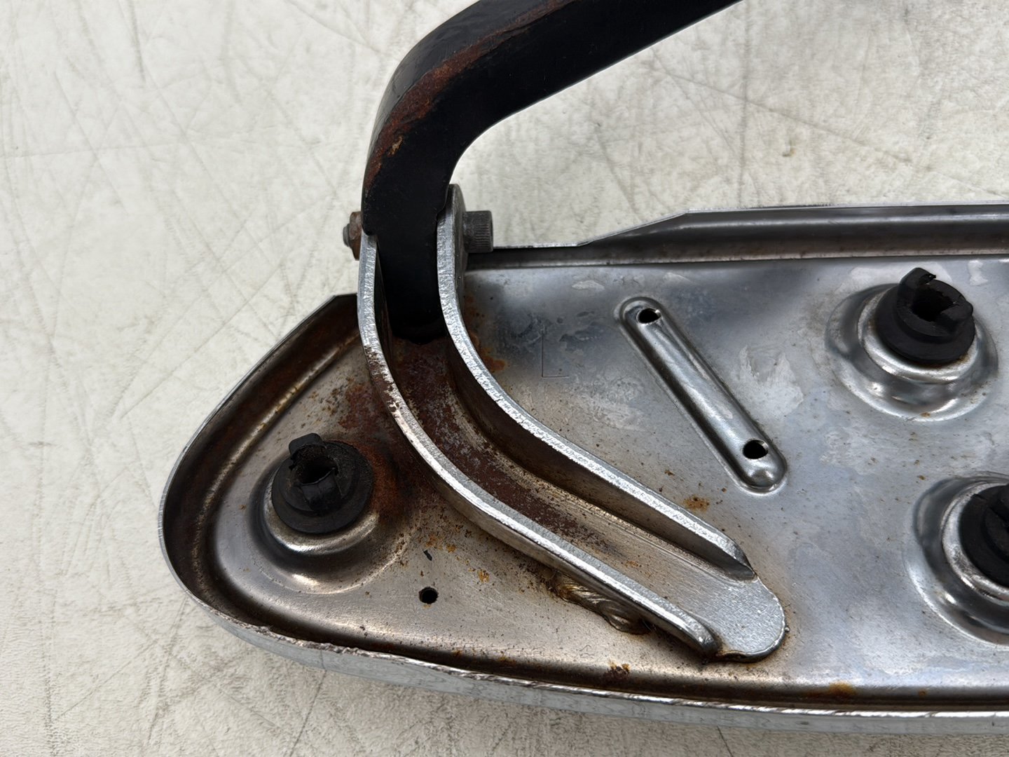 2004 Harley Road King Touring Custom FLHRSI OEM Left Driver 1 Floorboard Foot Rest