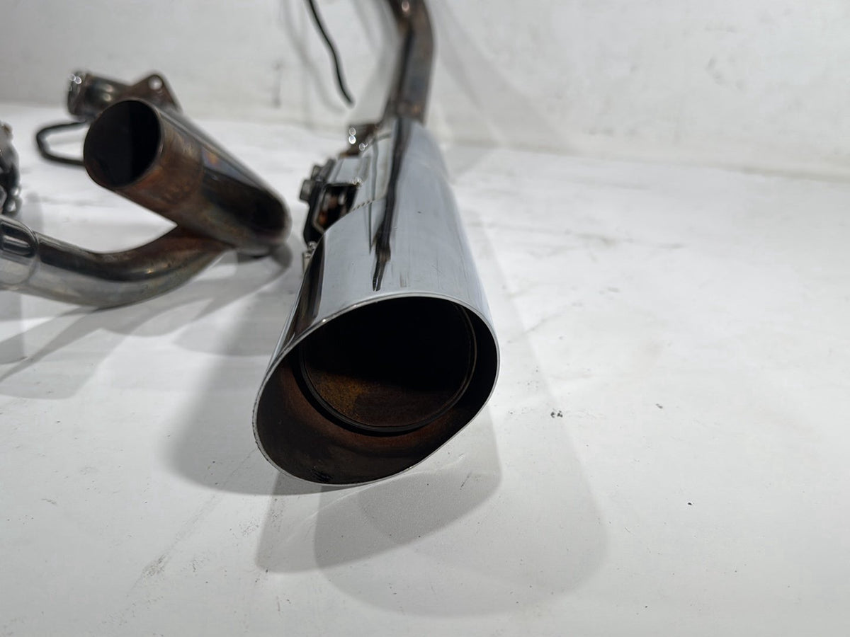 2007 Harley Softail Standard FXST OEM Exhaust Header Pipes Muffler