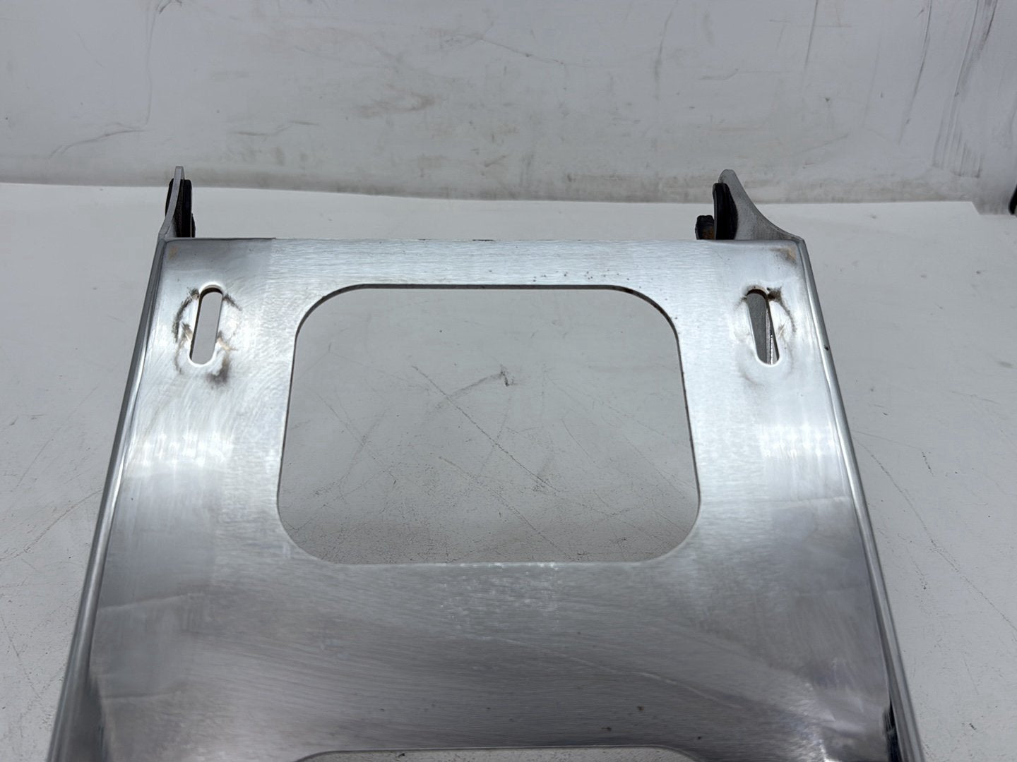 18 Harley Electra Glide Touring Ultra FLHTCU OEM Rear Tour Pak Lid Luggage Rack