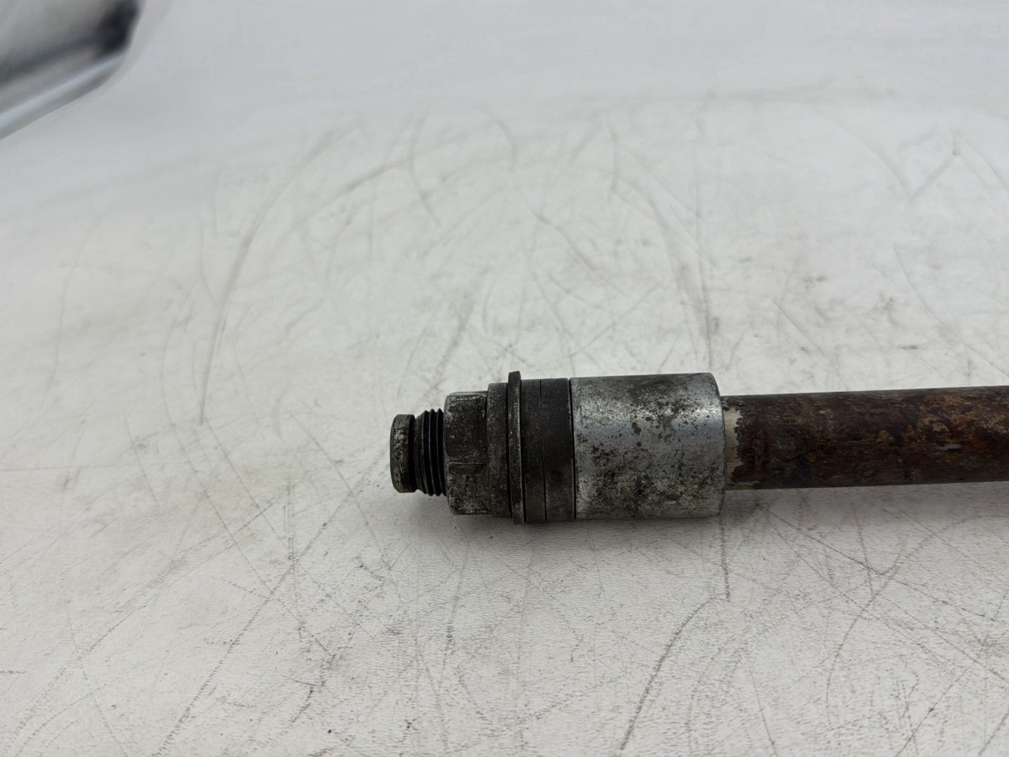 2008 Harley Sportster XL883L 883 Low OEM Rear Wheel Axle Bolt Shaft 41176-08