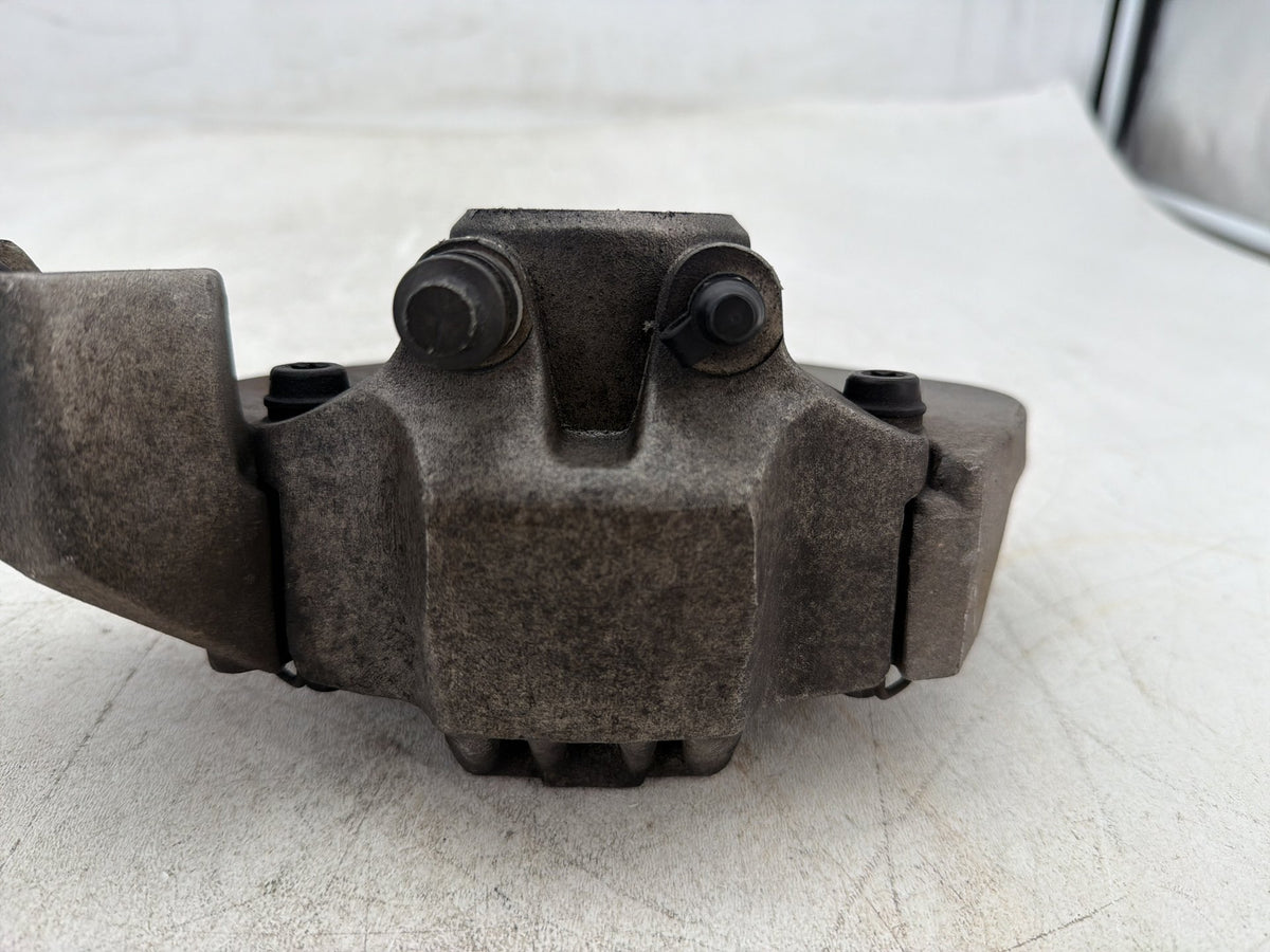 1995 Harley Electra Glide Touring FLHT OEM Rear Back Brake Caliper w/ Bracket