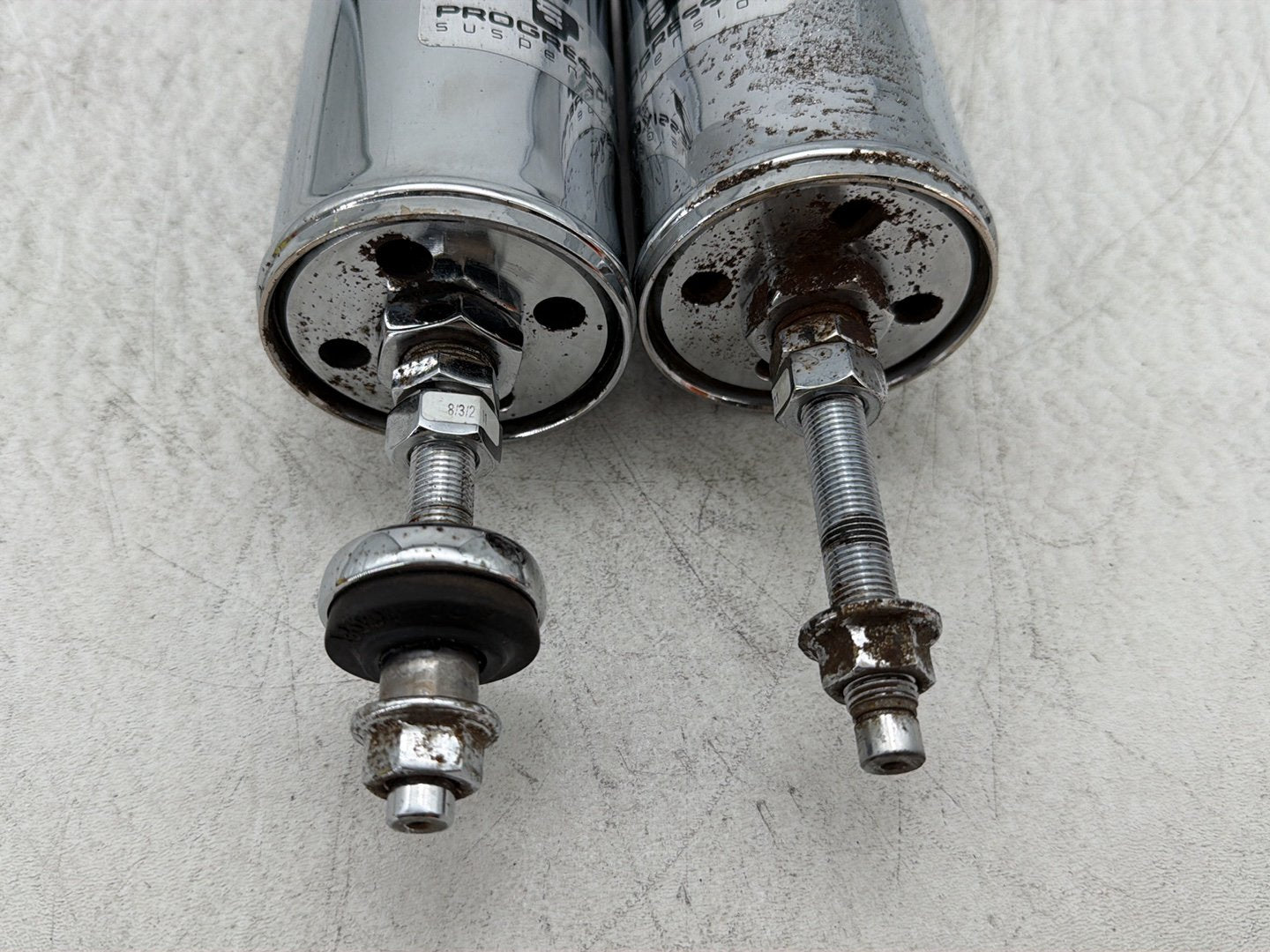 2011 Harley Heritage Softail Classic FLSTC OEM Rear Left Right Shock Absorbers