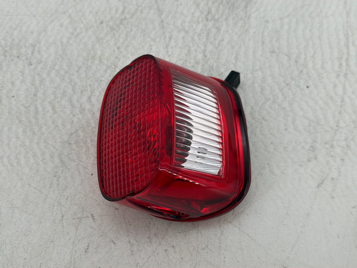 2011 Harley Heritage Softail Classic FLSTC OEM Rear Brake Taillight Tail Lamp