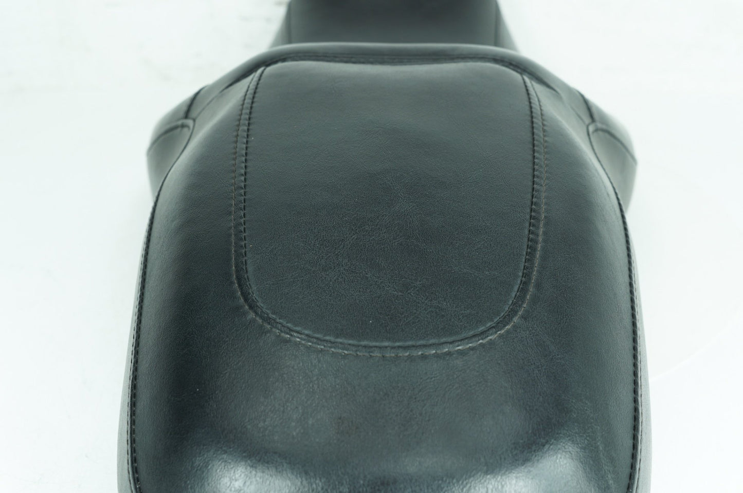 2007 - 2016 Harley-Davidson Touring Street Glide Passenger Rider Driver Seat Saddle 52320-11