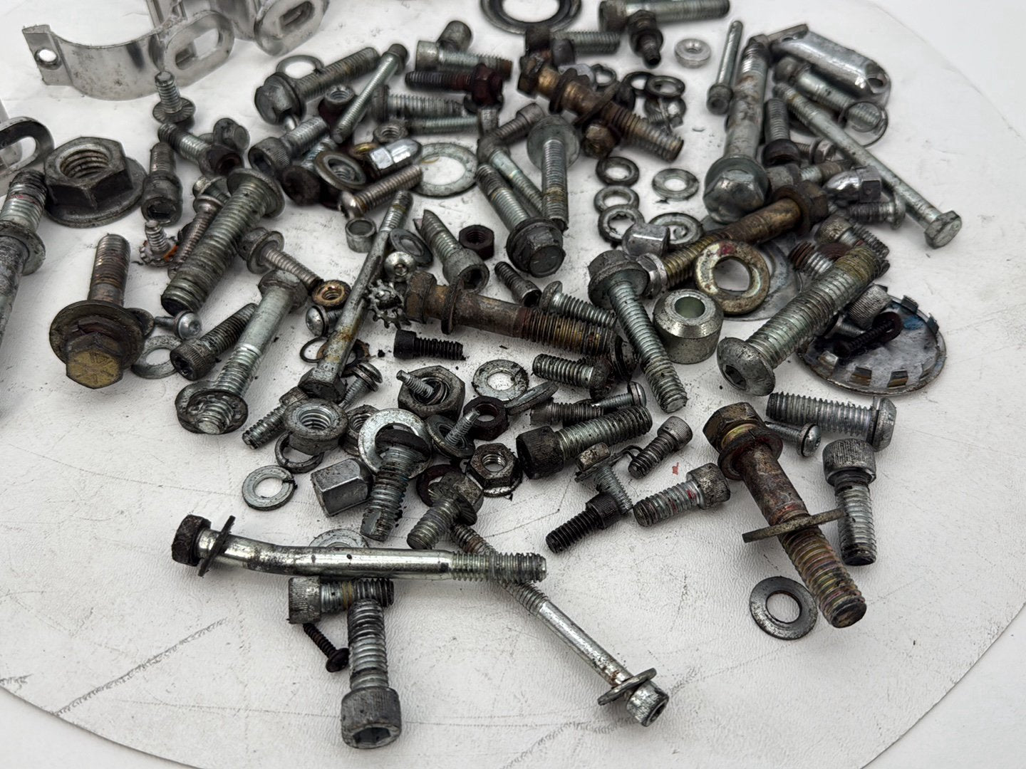 2006 - 2017 Harley-Davidson Dyna Street Bob Hardware Bolts Nuts & Brackets