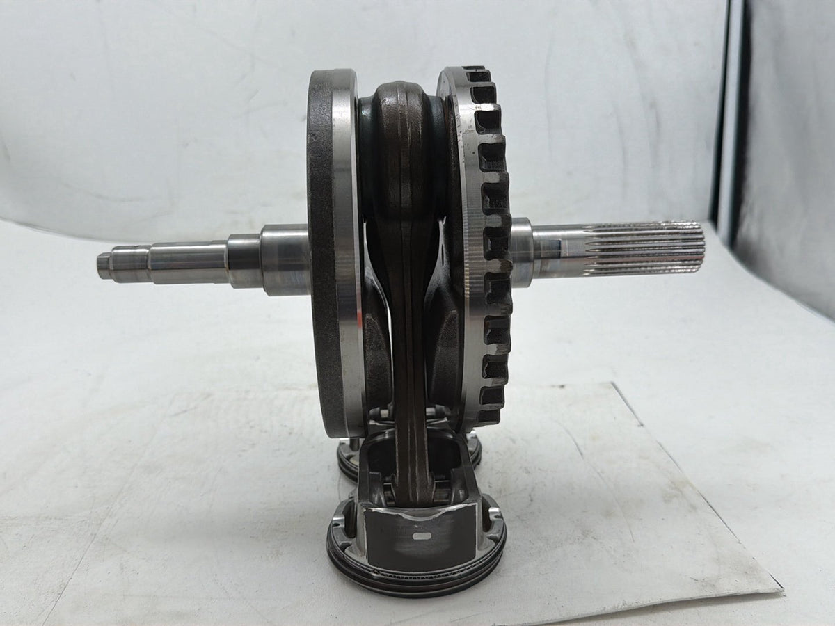 2014 Harley Street Glide Touring FLHXS OEM Twin Cam Engine Crank Shaft Flywheel Pistons