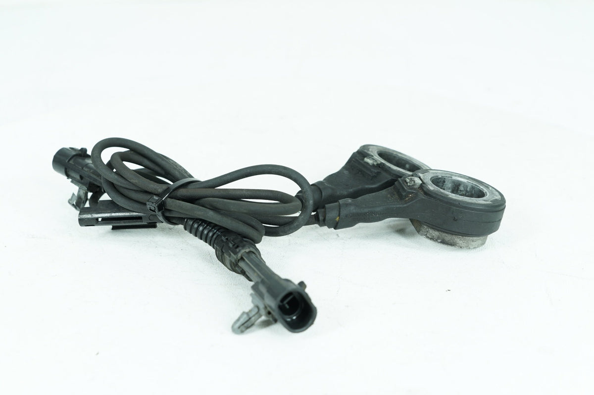 2013 Harley Touring FLHX Street Glide OEM Front & Rear Wheel ABS Speed Sensors