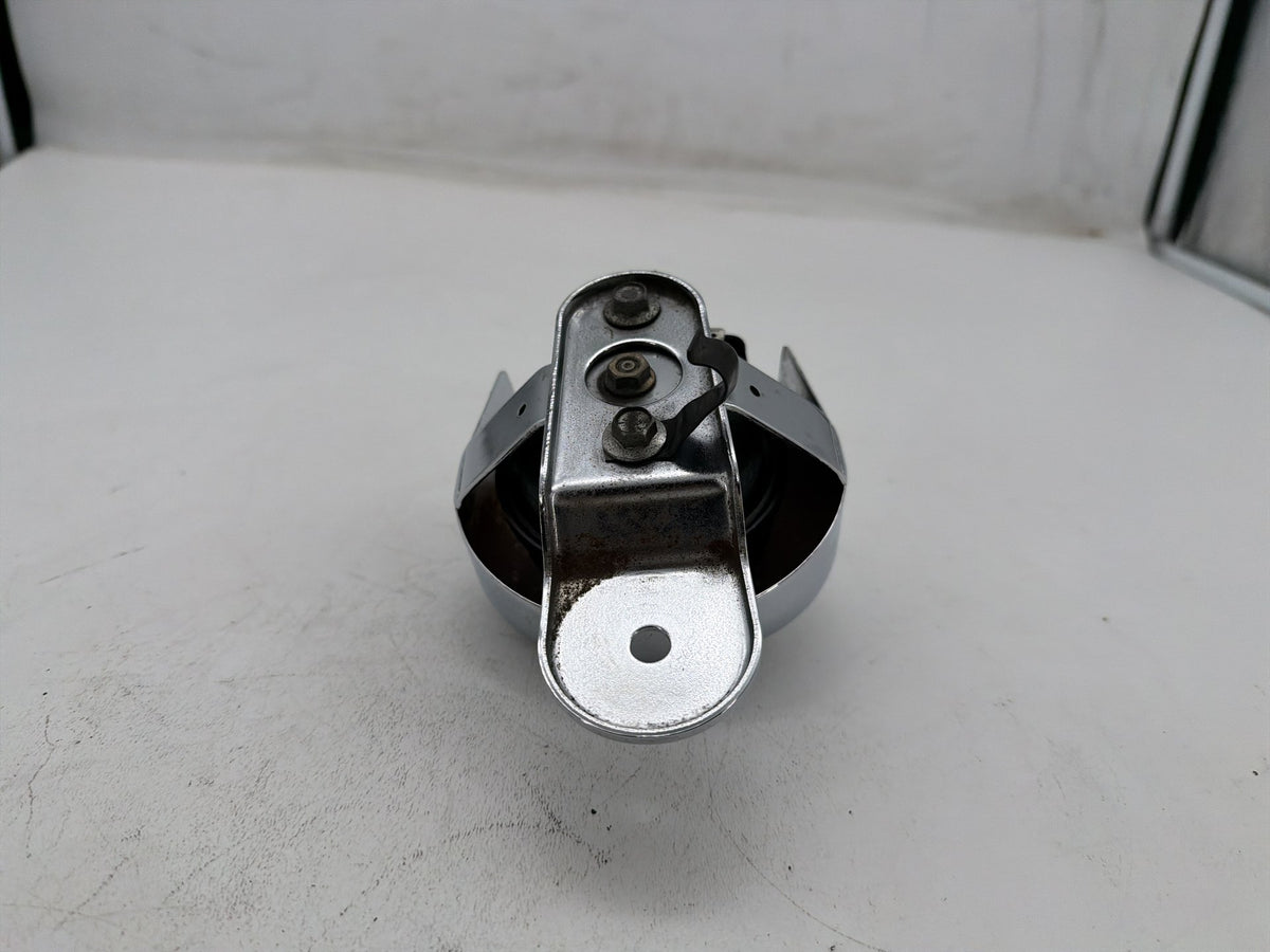 2001 Harley Electra Glide Touring Classic OEM Horn Signal Klaxon Chrome Cover