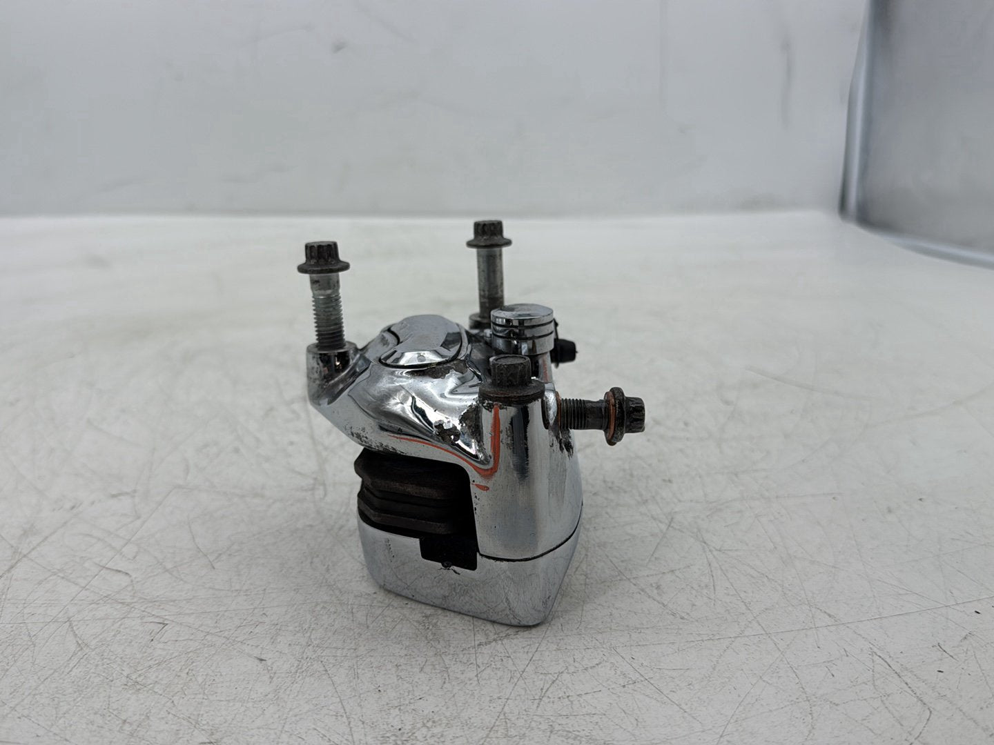 2006 Harley Electra Glide Touring Classic FLHTCI OEM Front Left 1 Brake Caliper
