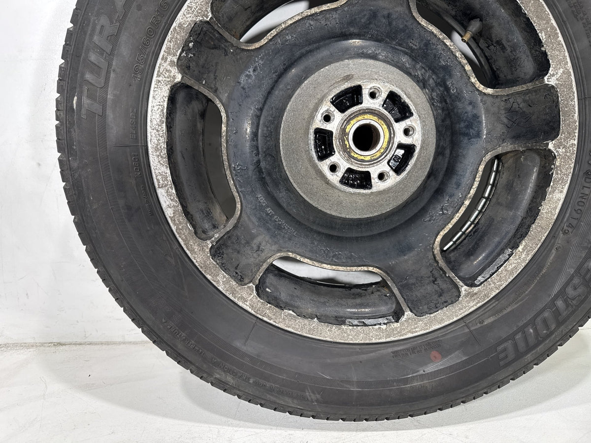 2013 Harley Street Glide Touring FLHX OEM Rear Wheel Rim Tire 16" AIRSTRIKE