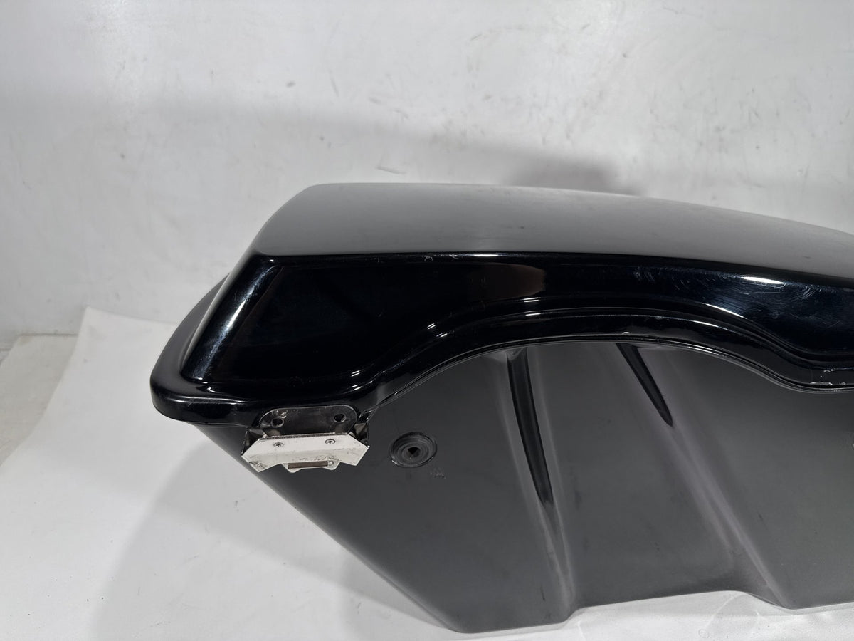 2004 Harley Road King Touring Classic OEM Right 1 Saddlebag Luggage NO Key