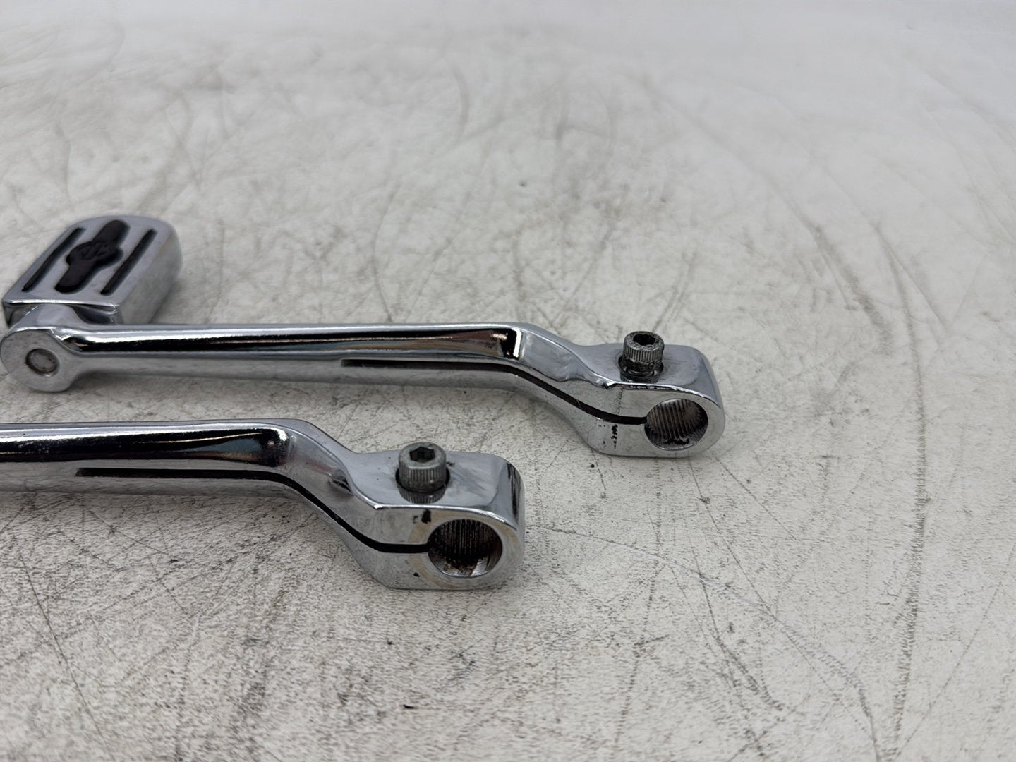 2000 Harley Softail FLSTC Heritage Classic OEM Gear Shifter Lever Pedal Pedals