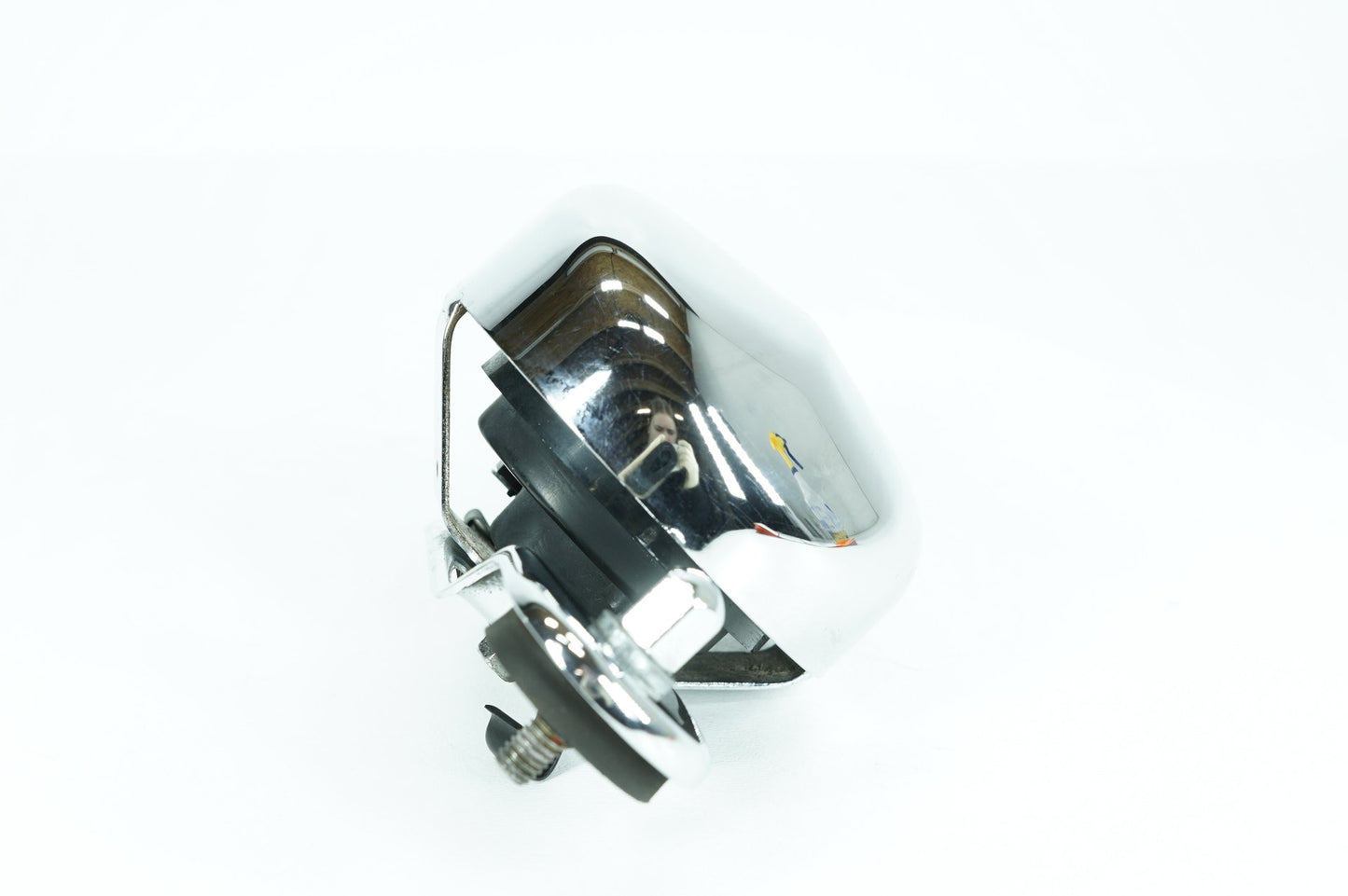 1999 - 2006 Harley-Davidson Dyna Wide Glide Horn Signal Klaxon Chrome Cover  	69012-93A