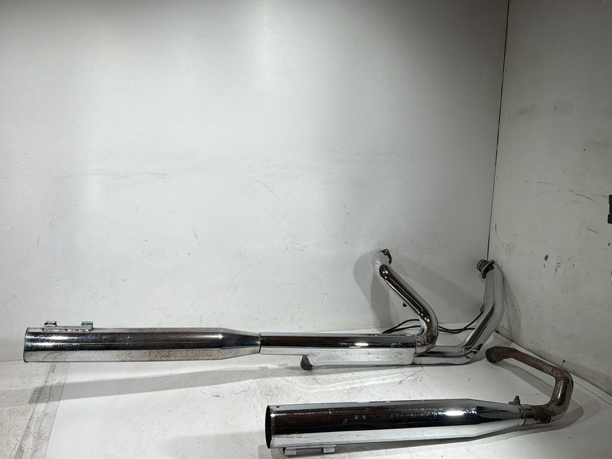 2010 Harley Road King Touring Classic Exhaust Headers Pipe Mufflers Python