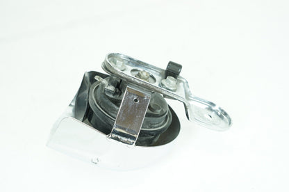 2007 - 2011 Harley-Davidson Touring Street Glide Horn Signal Klaxon Chrome Cover 69012-93A