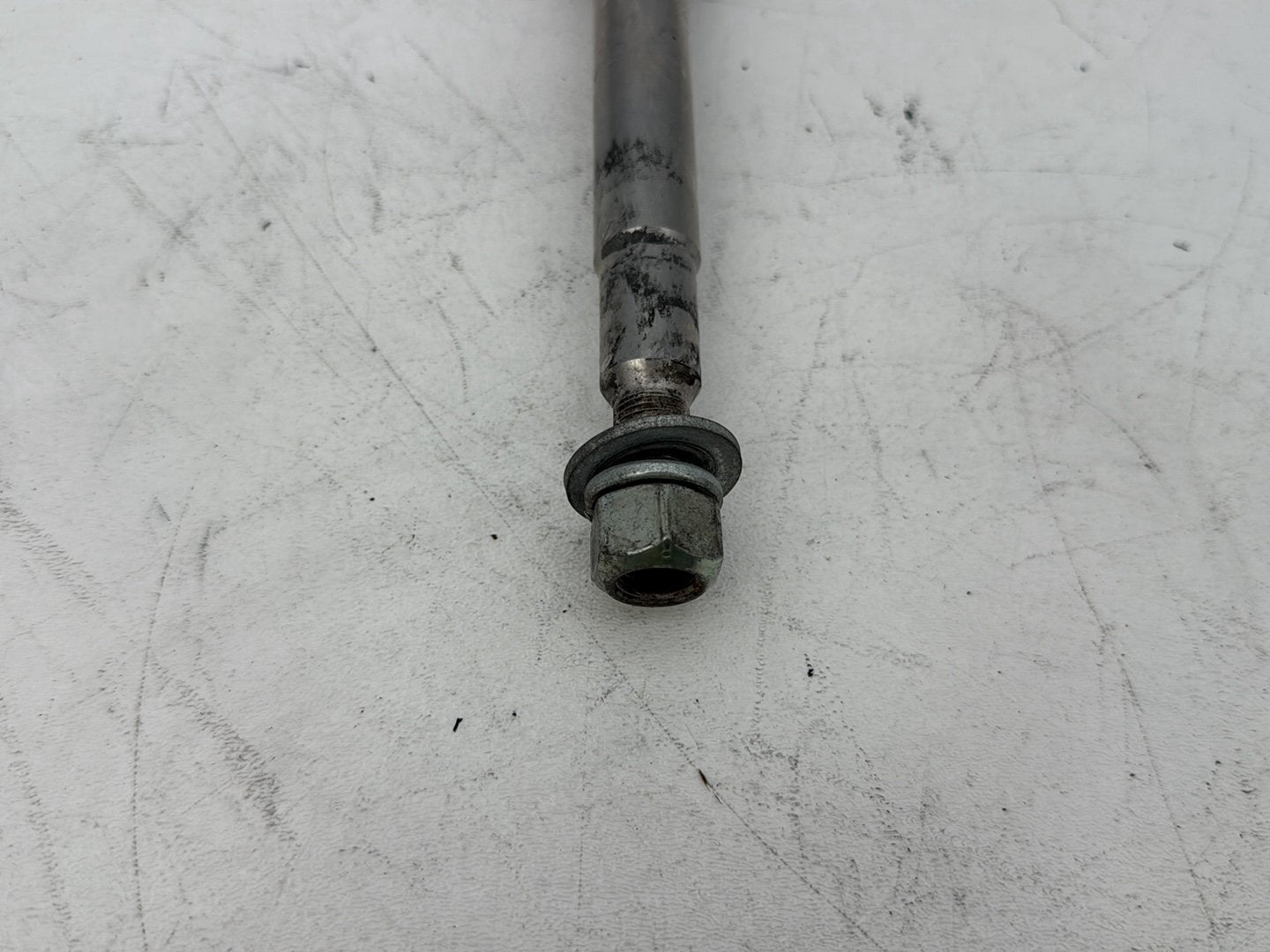 2004 - 2013 Harley-Davidson Sportster 1200 Custom Front Wheel Axle Bolt Shaft 43895-00
