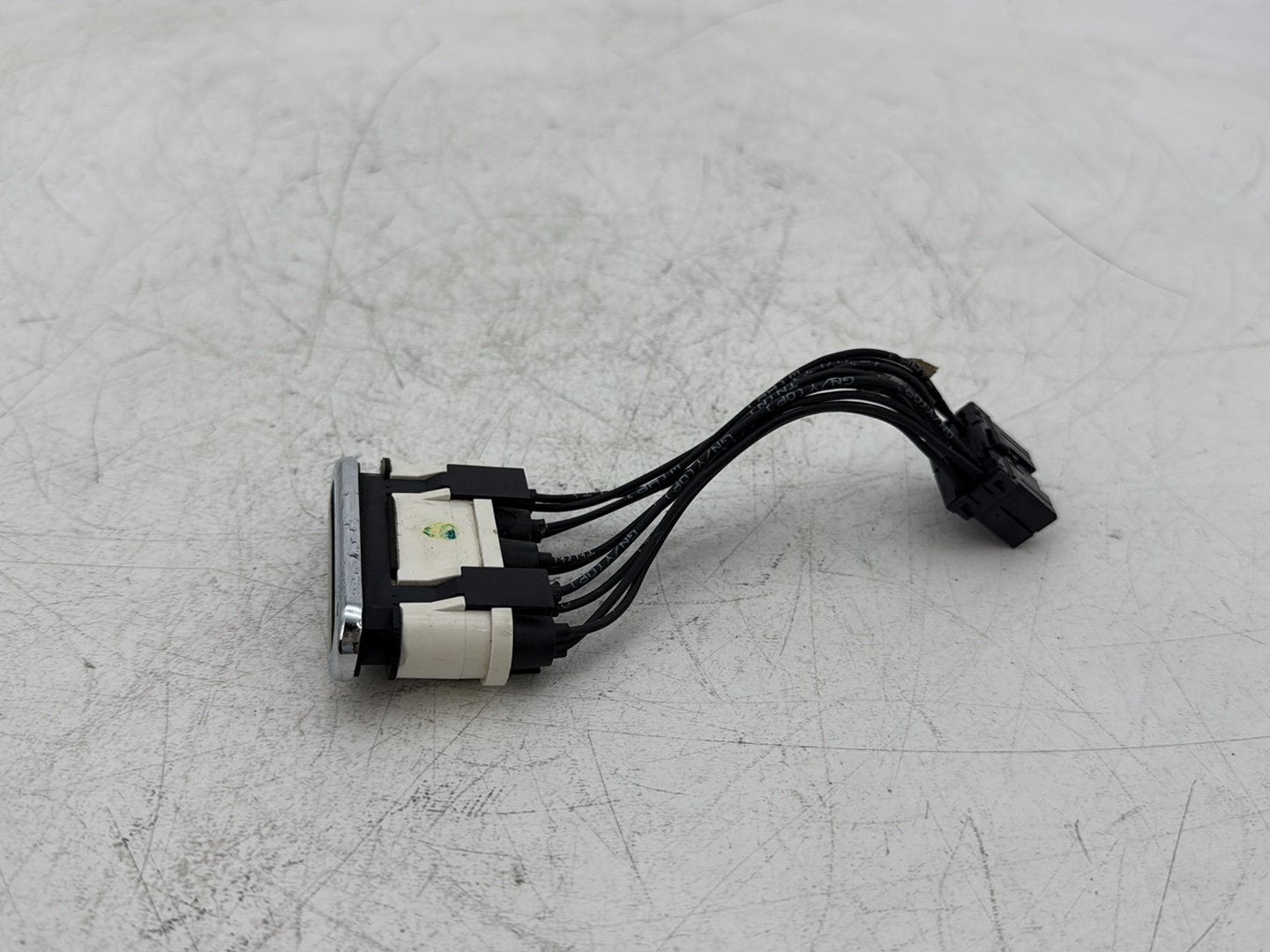 2006 Harley Electra Glide Touring Classic FLHTCI OEM Dash Indicator Lamp Wire Plug In