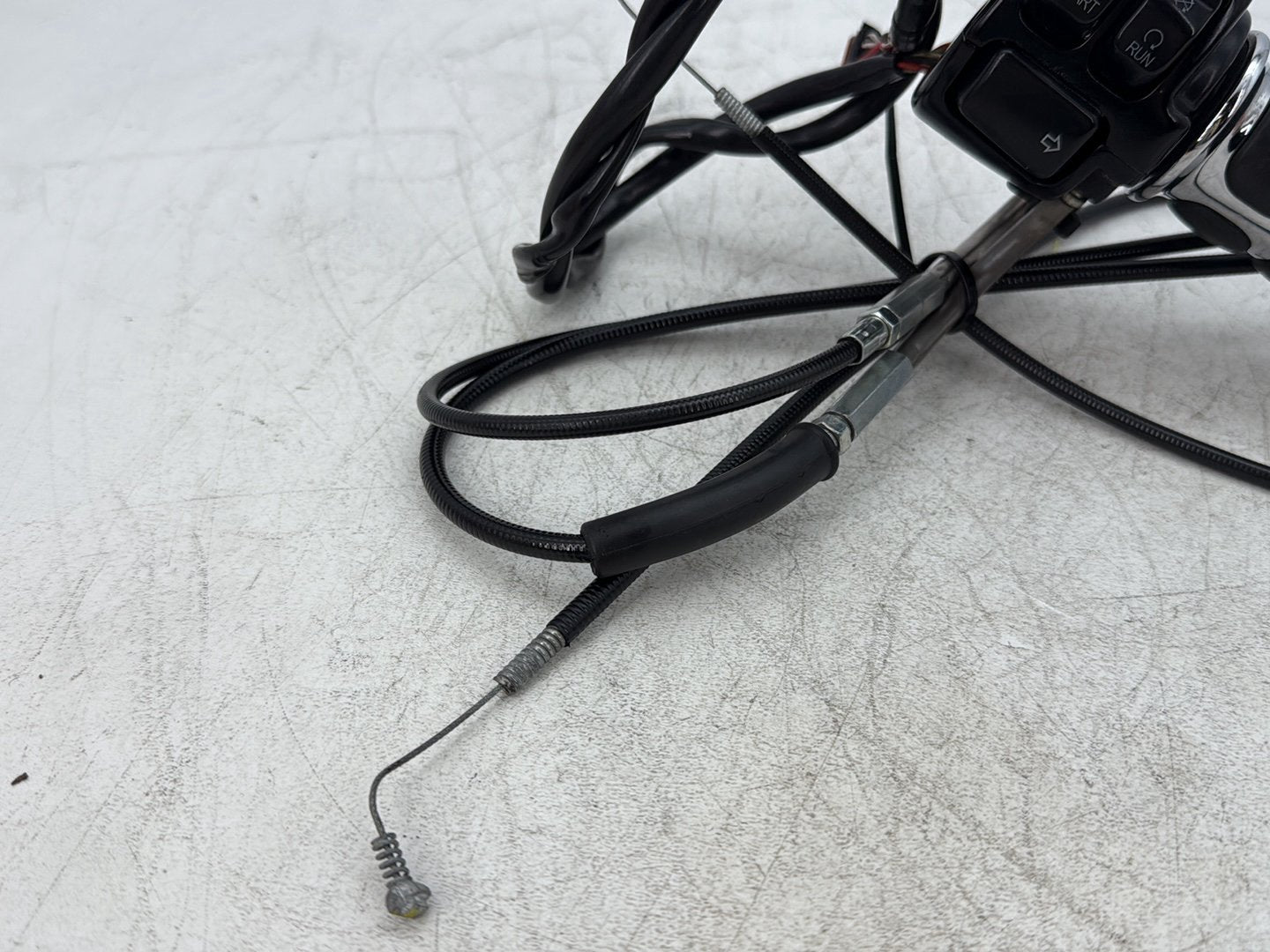 2013 Harley Heritage Softail Classic FLSTC OEM Right Engine Start Kill Switches Controls
