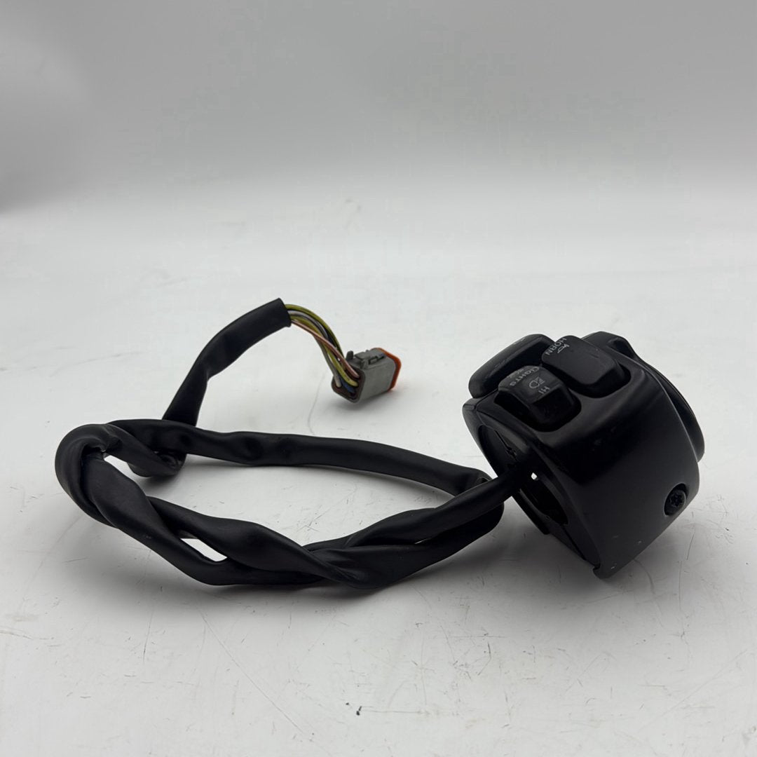 1999 - 2006 Harley-Davidson Softail Night Train Left Turn Signal Headlight Switches Controls  	71685-06A