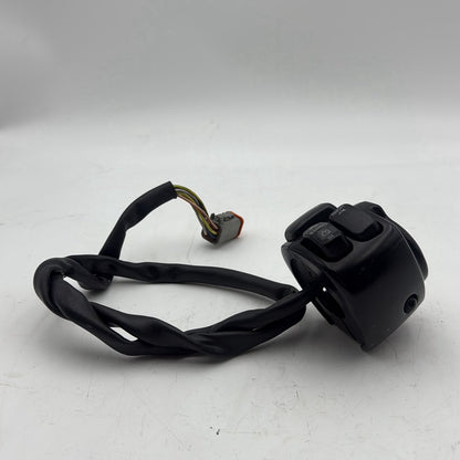 1999 - 2006 Harley-Davidson Softail Night Train Left Turn Signal Headlight Switches Controls  	71685-06A