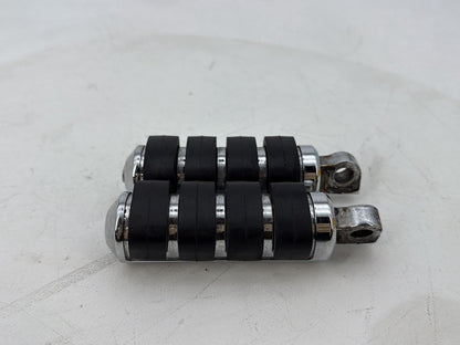 1999 - 2006 Harley-Davidson Softail Heritage Passenger Left & Right Foot Pegs Kuryakyn Small ISO-Pegs